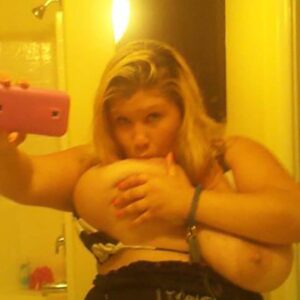 grosse femme a Bordeaux